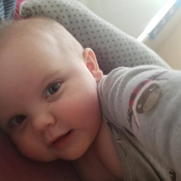 Meet your Posher, Lydia - Picture 3 of 3